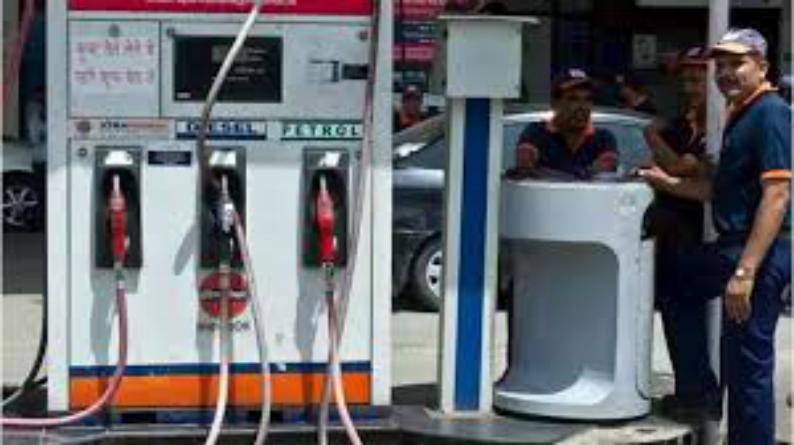 पेट्रोल-डीजल की कीमतें बड़ी , जानें अपने शहर में प्रति लीटर का रेट