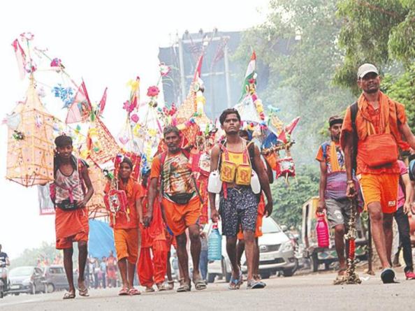 कांवड़ यात्रा के नाम पर हुड़दंग मचाने वालों पर कार्रवाई, बिना साइलेंसर लगी 15 बाइकें सीज