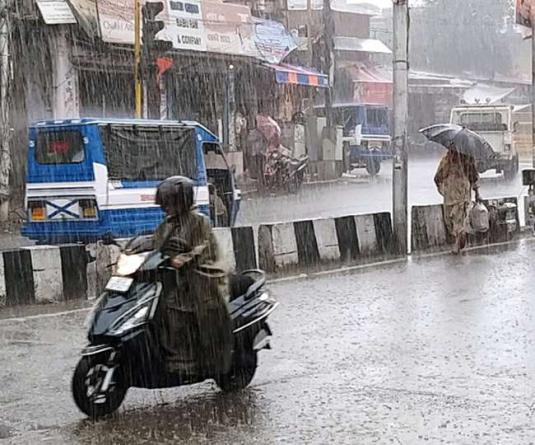 मौसम विभाग के अनुसार उत्‍तराखंड में मौसम एक बार फिर करवट बदल सकता है