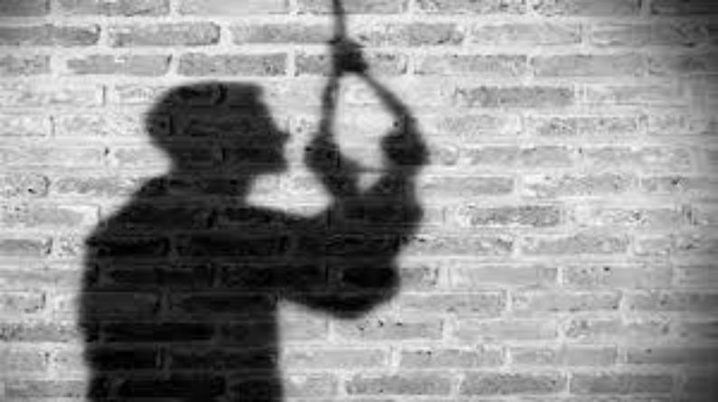 दिल्ली की तिहाड़ जेल में कैदी ने फांसी लगाकर की आत्महत्या