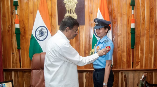 उत्तराखंड की मनीषा देश की पहली महिला भारतीय सशस्त्र बल अधिकारी