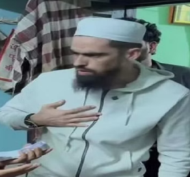 इंस्टाग्राम पर भड़काऊ वीडियो डालने के लिए सलमान खान को पुलिस ने लिया हिरासत में