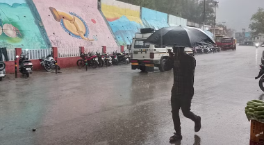 उत्तर पश्चिम और पूर्वोत्तर भारत में अगले पांच दिनों तक भारी बारिश की संभावना