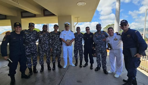 दुनिया के सबसे बड़े नौसेना अभ्यास में हिस्सा लेने पहुंचा आईएनएस शिवालिक