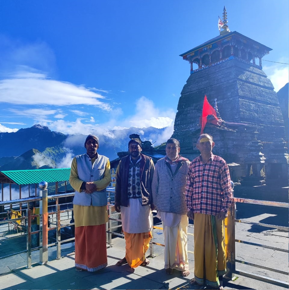 बांग्लादेश में हिंदुओं की सुरक्षा के लिए बदरीनाथ और केदारनाथ सहित कई मंदिरों में विशेष पूजा