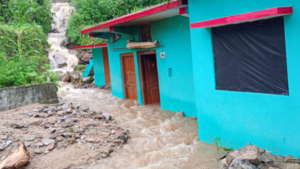 cloud burst in tehri 21 aug 2024 - 3