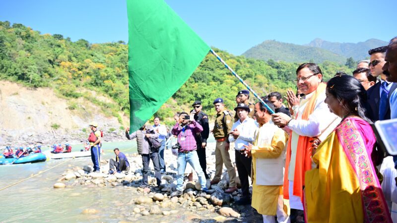 नयार उत्सव-2024 का शुभारंभ: मुख्यमंत्री ने क्षेत्रीय विकास की कई घोषणाएं की