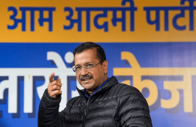 नई दिल्ली सीट पर त्रिकोणीय मुकाबला: केजरीवाल के सामने संदीप दीक्षित और प्रवेश वर्मा