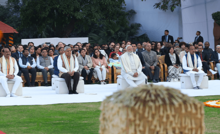 महात्मा गांधी पुण्यतिथि: गांधी स्मृति में प्रार्थना सभा में शामिल हुए पीएम मोदी