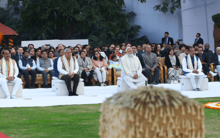 महात्मा गांधी पुण्यतिथि: गांधी स्मृति में प्रार्थना सभा में शामिल हुए पीएम मोदी