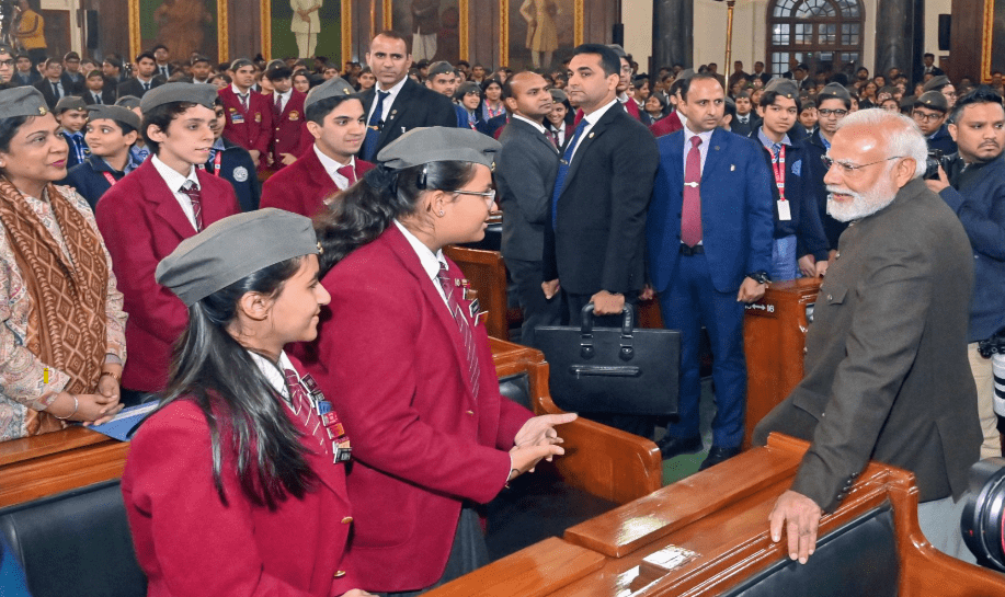 नेताजी सुभाष चंद्र बोस जयंती: पराक्रम दिवस पर पीएम मोदी ने छात्रों संग संवाद