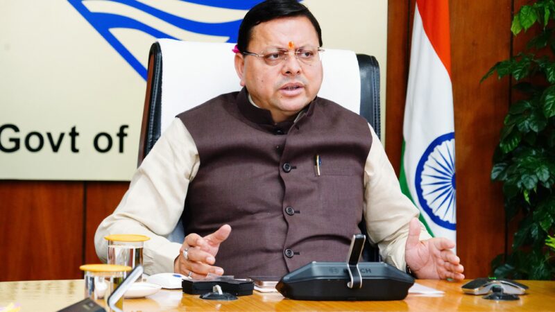 घरों पर नंबर प्लेट लगाने का काम बाहरी ठेकेदार को काम देने पर मचा बवाल, आदेश रद्द
