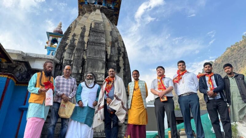 चारधाम यात्रा 2025 की तैयारियों की जिम्मेदारी वरिष्ठ आईएएस अफसरों को सौपी