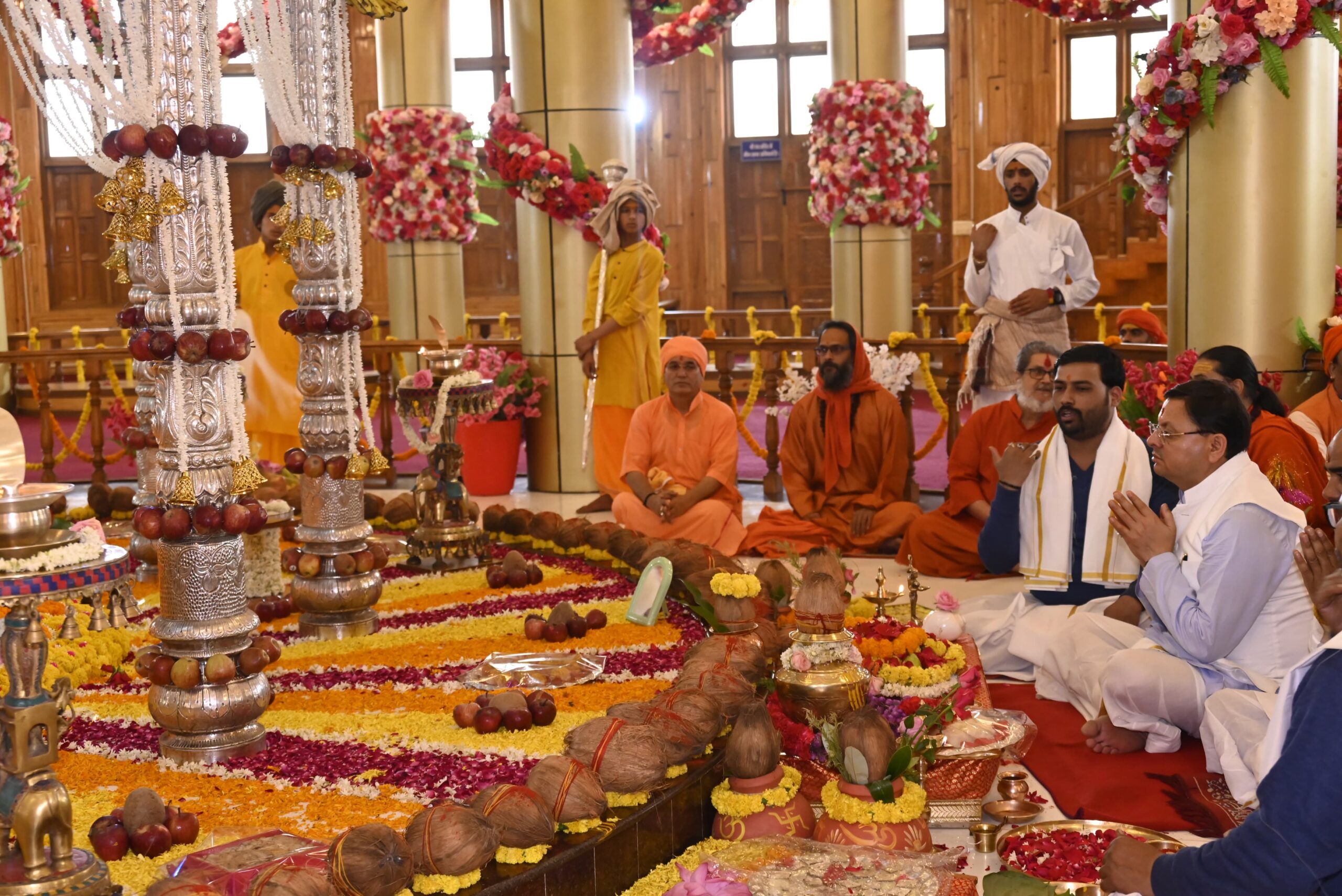 डोल आश्रम में श्री पीठम स्थापना महोत्सव में शामिल हुए मुख्यमंत्री धामी, कहा– आध्यात्मिक पर्यटन को मिलेगा बढ़ावा