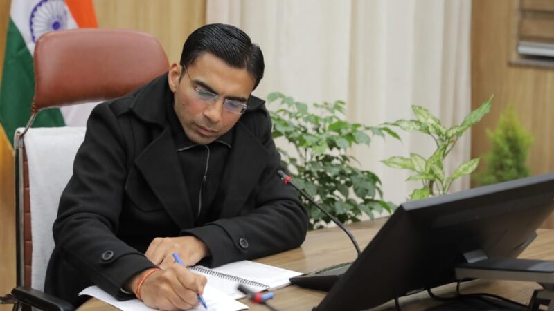 परेड ग्राउंड सरकारी स्कूल में 42 लाख की लागत से मरम्मत कार्य शुरू