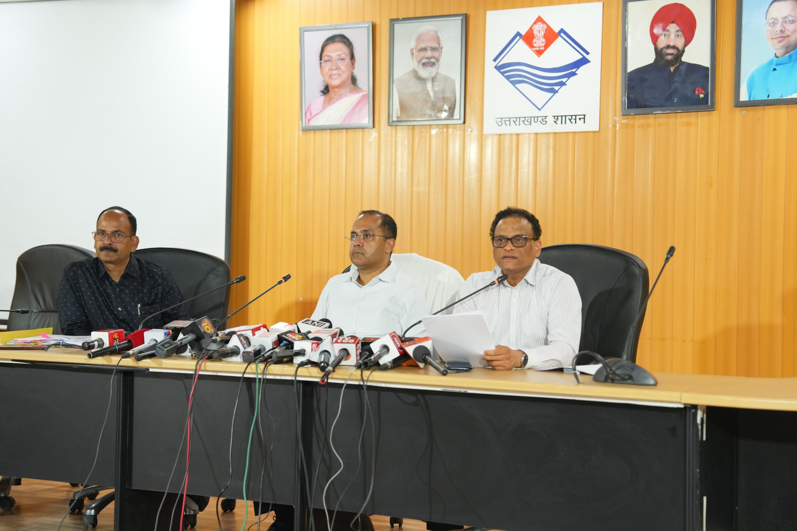 स्थानीय युवाओं को मिलेगी प्राथमिकता, मेगा इंडस्ट्रियल पॉलिसी से भी बदलेगा निवेश का नक्शा – जानिए कैबिनेट के 8 बड़े फैसले