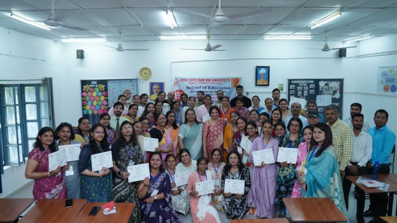 शोध सीखने की राह पर एसजीआरआर स्कूलों के शिक्षक, विश्वविद्यालय में हुई तीन दिवसीय कार्यशाला ने दिखाई नई दिशा