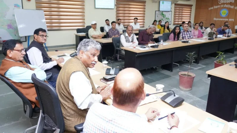 विज्ञान और जनभागीदारी से बहेगी जीवनदायिनी टोंस नदी, UCOST में बनी कार्ययोजना