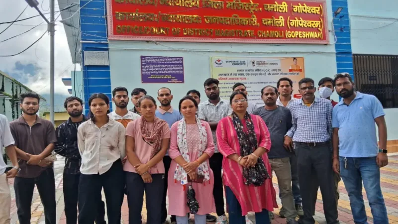 चमोली में मरीज ले जाते समय लापता हुआ चमोली का 108 कर्मी, परिजनों ने लगाई ढूंढने की गुहार