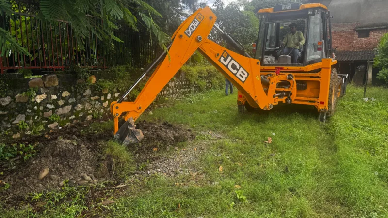 एमडीडीए की सख्त कार्रवाई, शिमला बाईपास और सेलाकूई में अवैध प्लॉटिंग पर चला MDDA का बुलडोजर