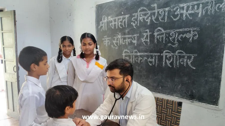 देहरादून: एमकेपी इंटर कॉलेज में महंत इन्दिरेश अस्पताल का निःशुल्क स्वास्थ्य शिविर