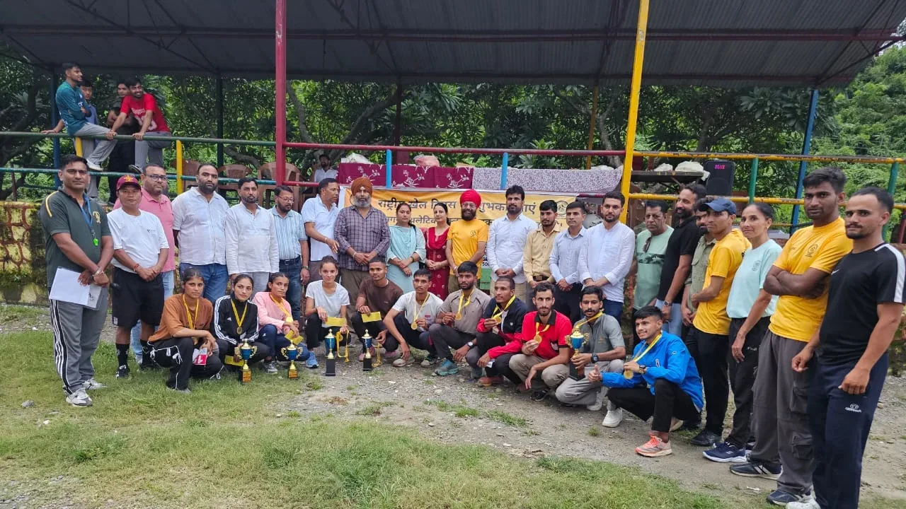 विकासनगर में राष्ट्रीय खेल दिवस पर 1600 मी दौड़ प्रतियोगिता, इन्होने मारी बाजी