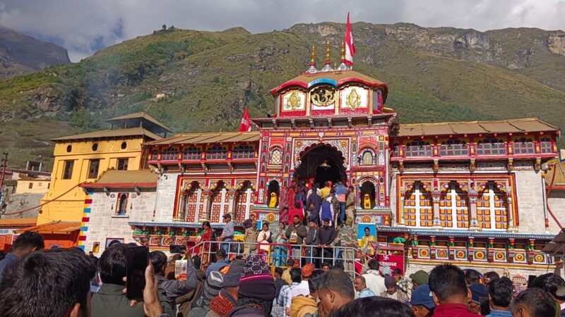 बीकेटीसी मुख्य कार्याधिकारी विजय प्रसाद थपलियाल ने बदरीनाथ धाम यात्रा व्यवस्थाओं का किया निरीक्षण