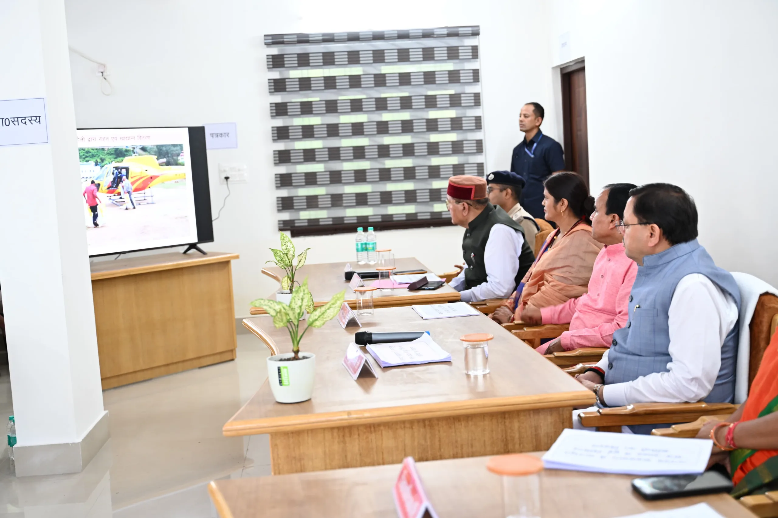 आपदा प्रभावित धराली क्षेत्र के सेब उत्पादकों को बड़ी राहत, सरकार खरीदेगी फसल