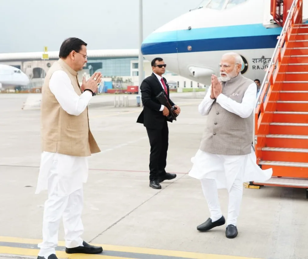 प्रधानमंत्री ने देहरादून में आपदा प्रभावित क्षेत्रों की समीक्षा, 1200 करोड़ की सहायता की घोषणा