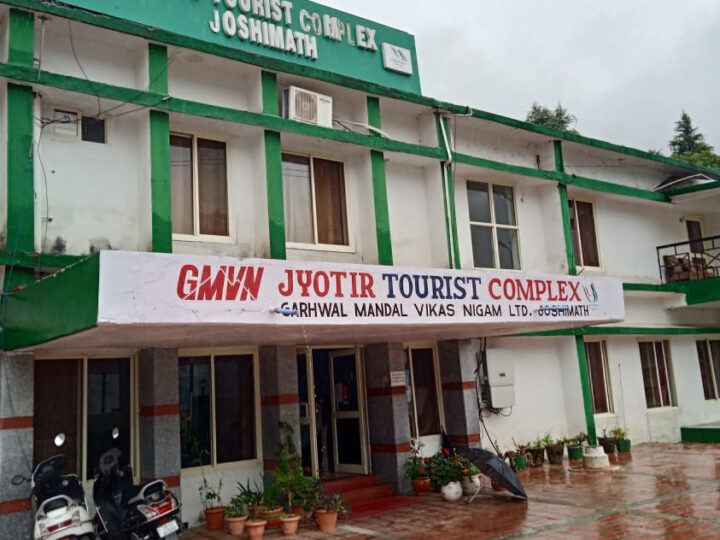 उत्तराखंड शीतकालीन यात्रा के दौरान इन होटलों में पर्यटकों को मिलेगा 50% छूट