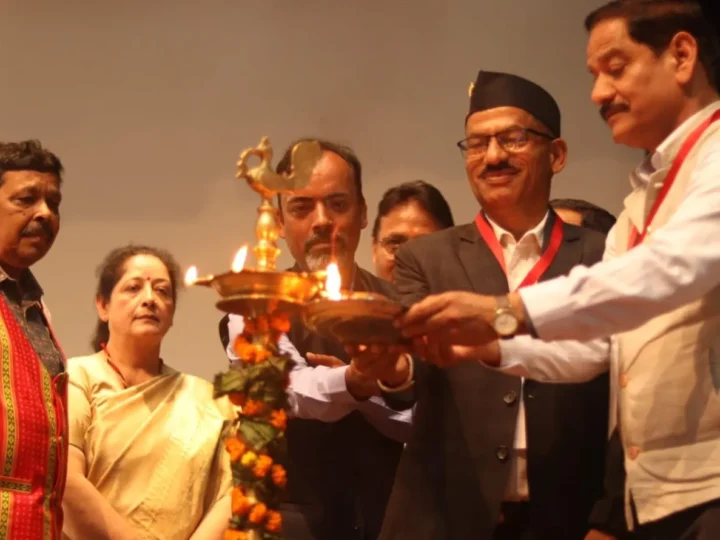 ग्लोबल भूगोल सम्मेलन में विशेषज्ञों की चेतावनी — शहरीकरण और घटते गांवों से बिगड़ रहा पर्यावरणीय संतुलन