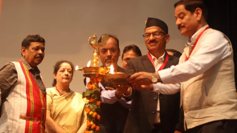 ग्लोबल भूगोल सम्मेलन में विशेषज्ञों की चेतावनी — शहरीकरण और घटते गांवों से बिगड़ रहा पर्यावरणीय संतुलन