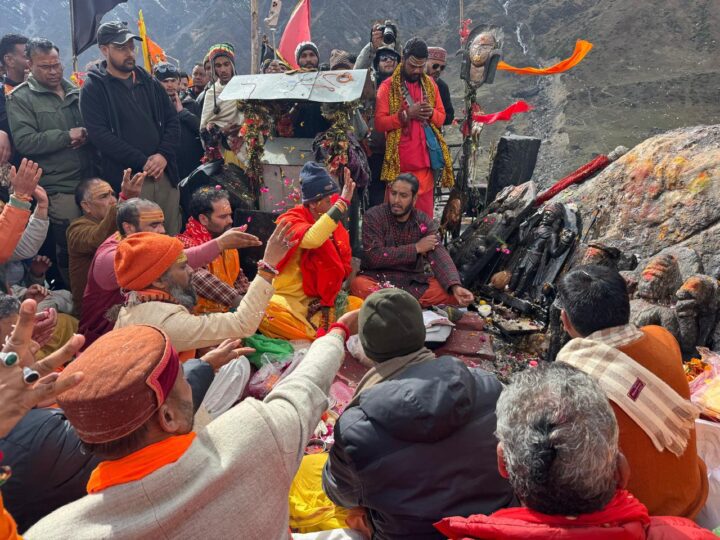 केदारनाथ धाम के रक्षक भगवान भकुंट भैरवनाथ मंदिर शीतकाल के लिए बंद