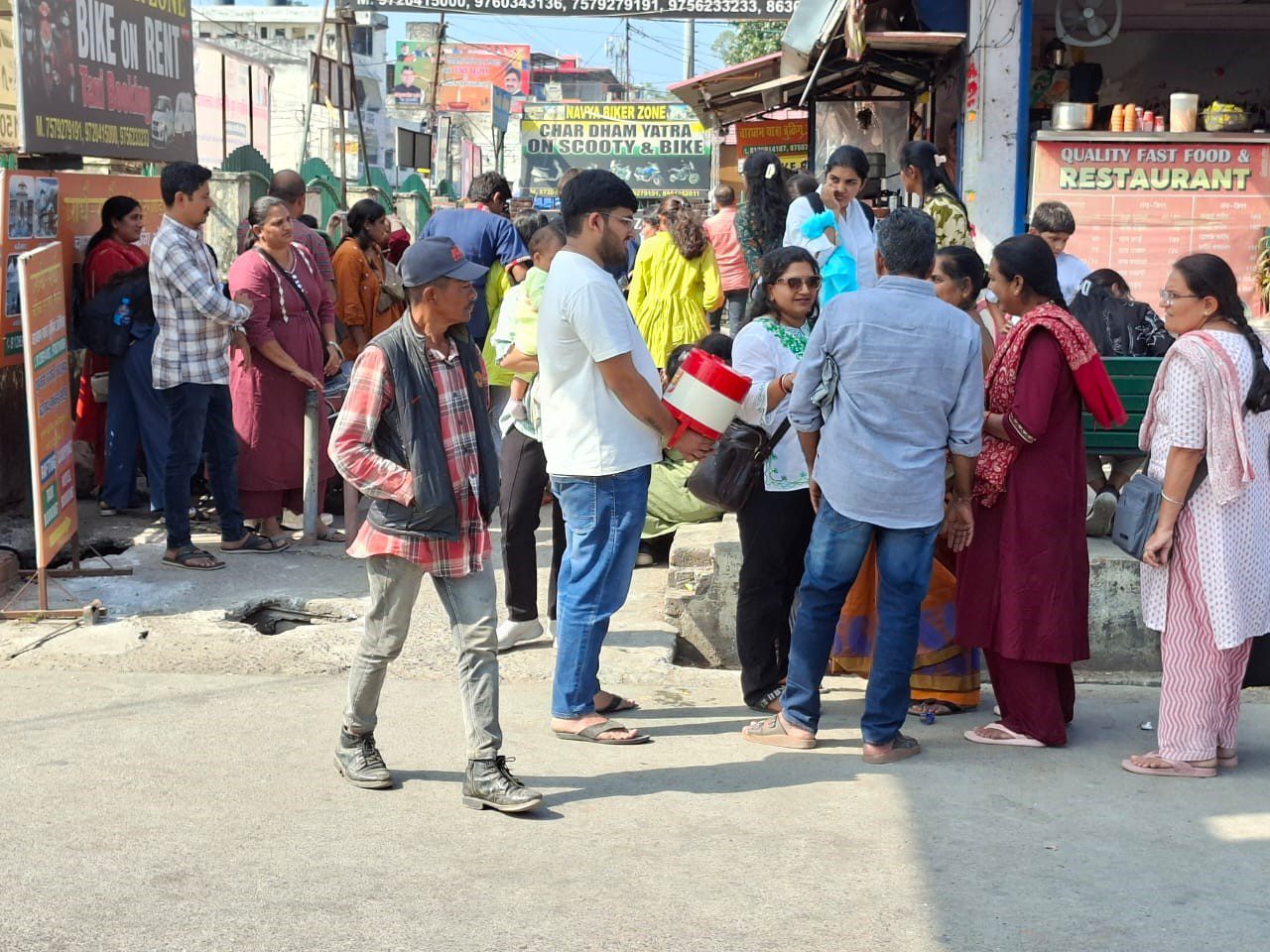 उत्तराखंड परिवहन हड़ताल से गढ़वाल क्षेत्र में ठप रहा यातायात, यात्रियों को भारी परेशानी
