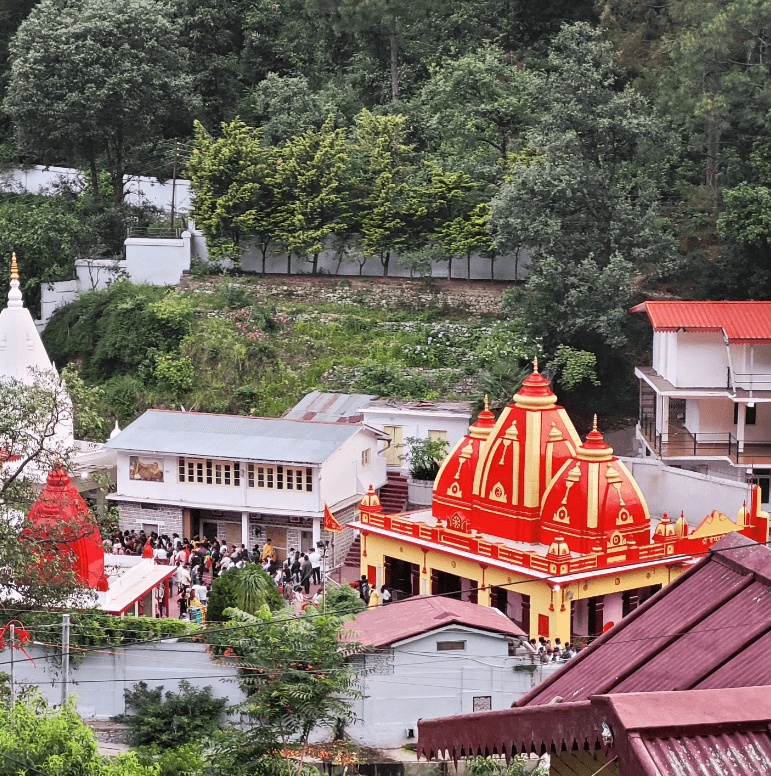 उत्तराखंड: कैैंची धाम के पास रेस्टोरेंट में संदिग्ध हालात में गोली लगने से युवक की मौत, पुलिस जांच में जुटी