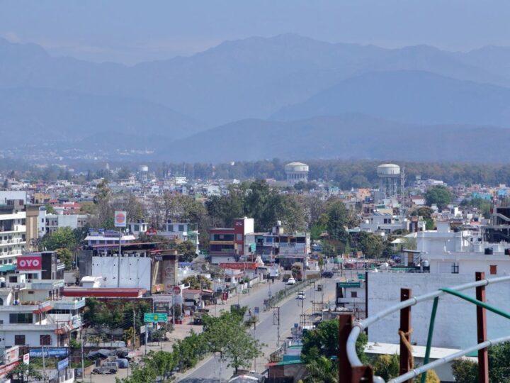 आधुनिकता की दौड़ में खोती जा रही है उत्तराखंड की पर्वतीय पहचान, आंदोलनकारियों की चिंता