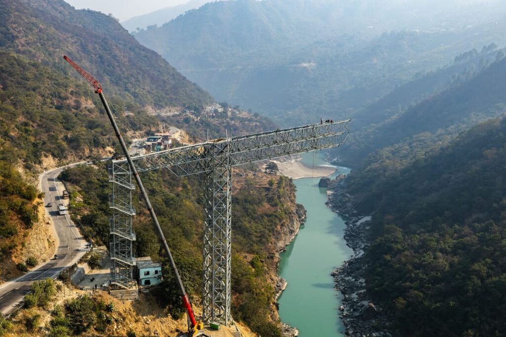 उत्तराखंड में बंजी जंपिंग के नए सुरक्षा नियम जल्द लागू, 50 वर्ष से अधिक उम्र वालों के लिए फिटनेस प्रमाणपत्र अनिवार्य