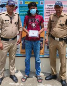 हेडलाइन: देहरादून के ओम सिटी फ्लैट में अवैध पिस्तौल से चली गोली, एक घायल; आरोपी गिरफ्तार