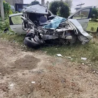 पीलीभीत रोड में डंपर से भिड़ी कार, उत्तराखंड के तीन लोगों की मौत; बच्ची गंभीर